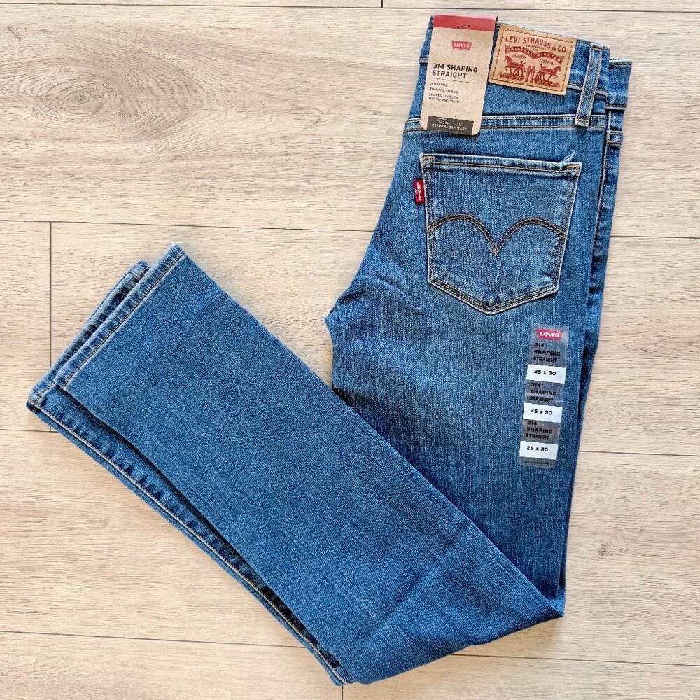 Levi's 314 Shaping Straight Jeans Size 25x30